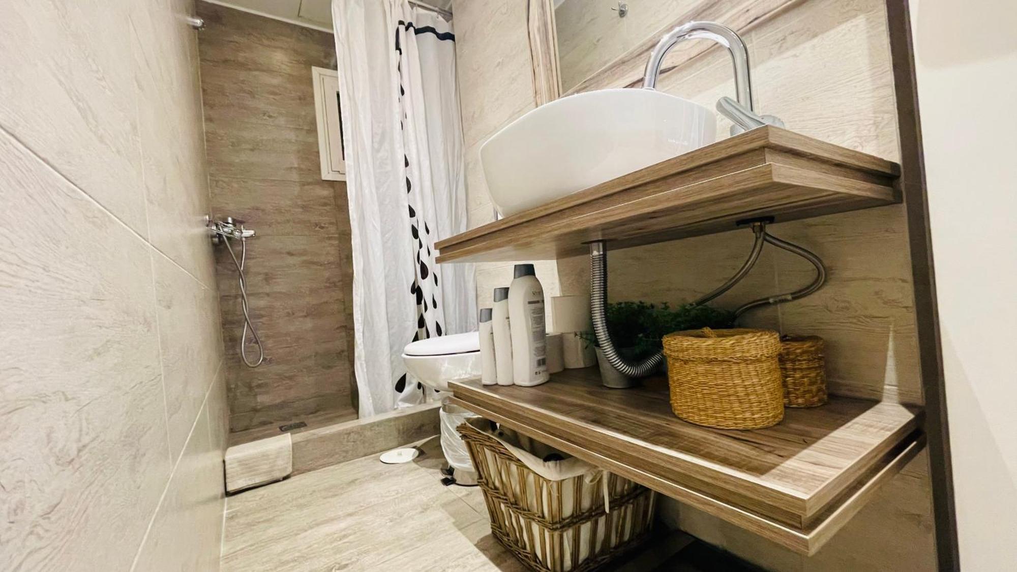 Cozy Apartment Ideally Located City Center And Megaron Moussikis Metro Station Atina Dış mekan fotoğraf